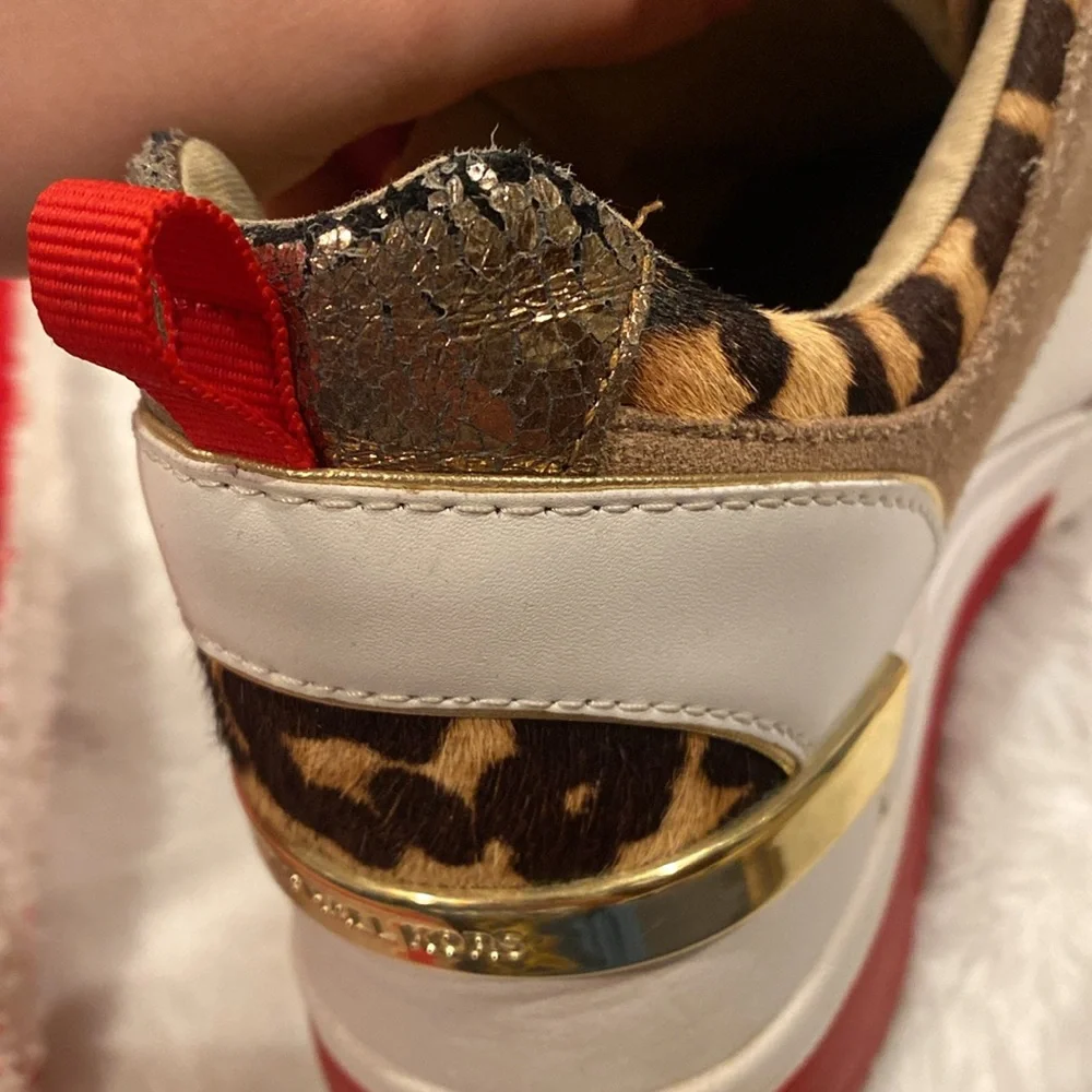 Michael kors wedge Georgie sneakers leopard and white with gold and red accents - Picture 14 of 17